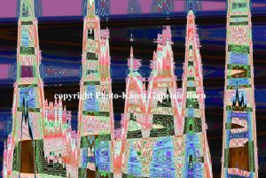 Große Märchenwelt - papayarot